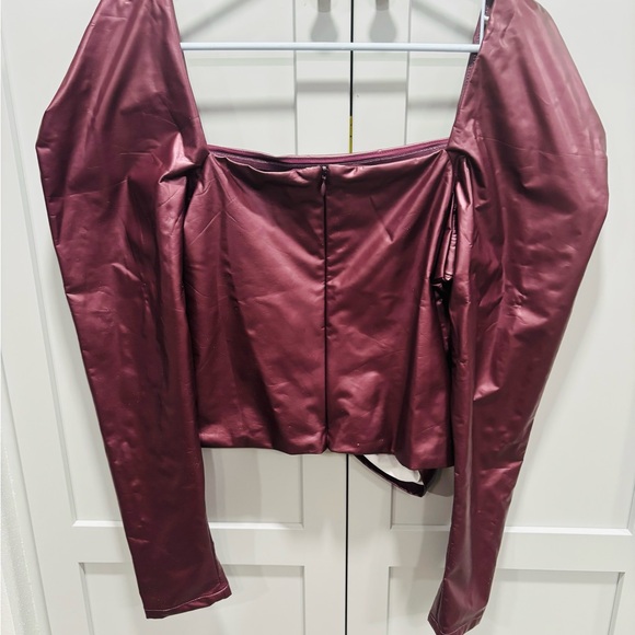 Free People Hatch Me If You Can Faux Leather Twist Front Crop Metallic NWT - Picture 9 of 9